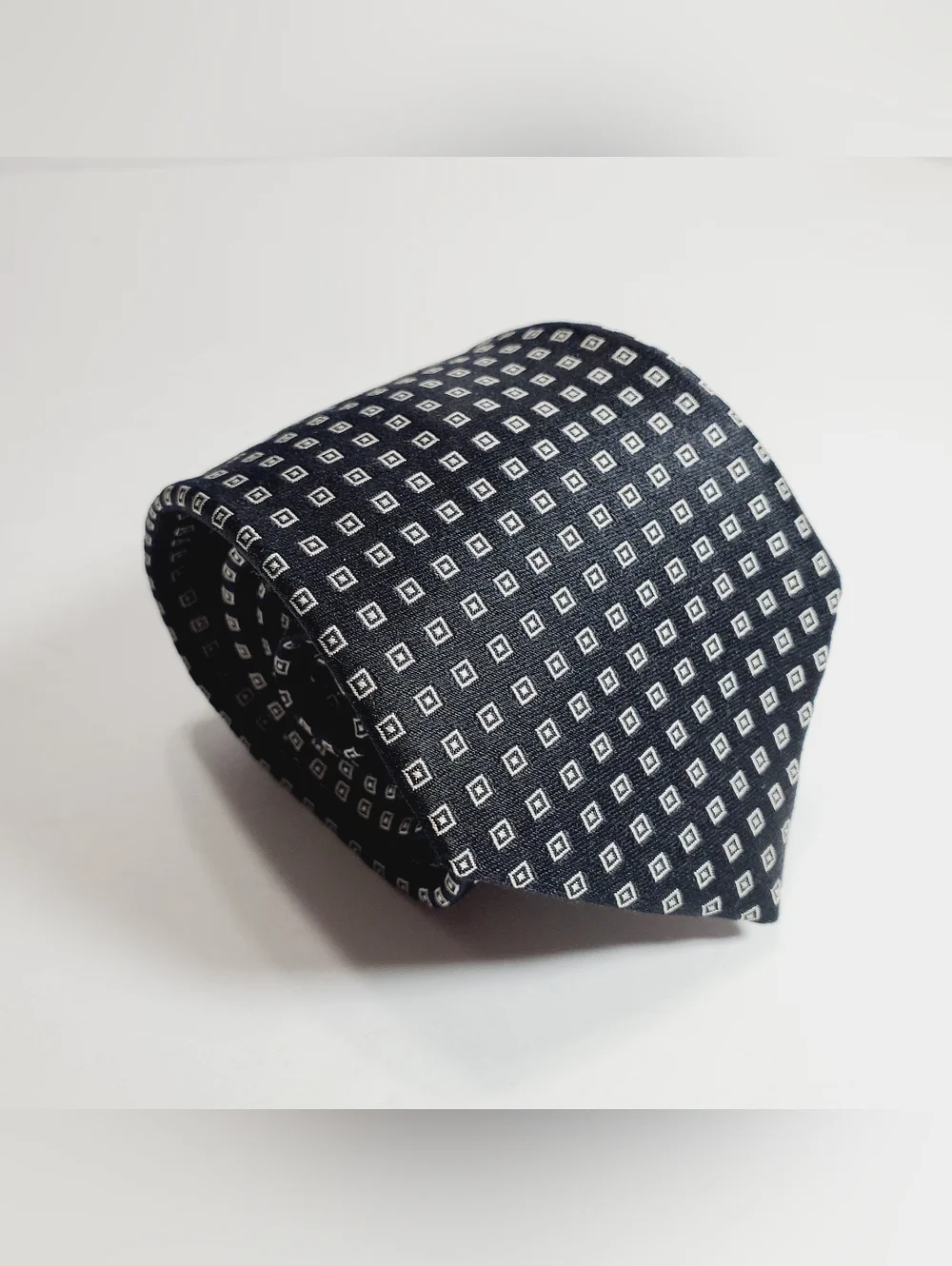Ike Behar Black Geometric Pattern Teen's Silk Neck Tie 50x3